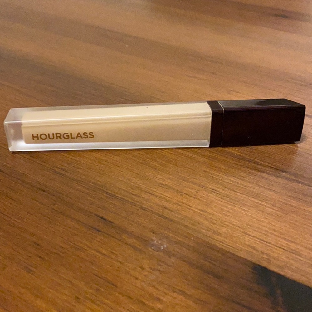 Hourglass Concealer